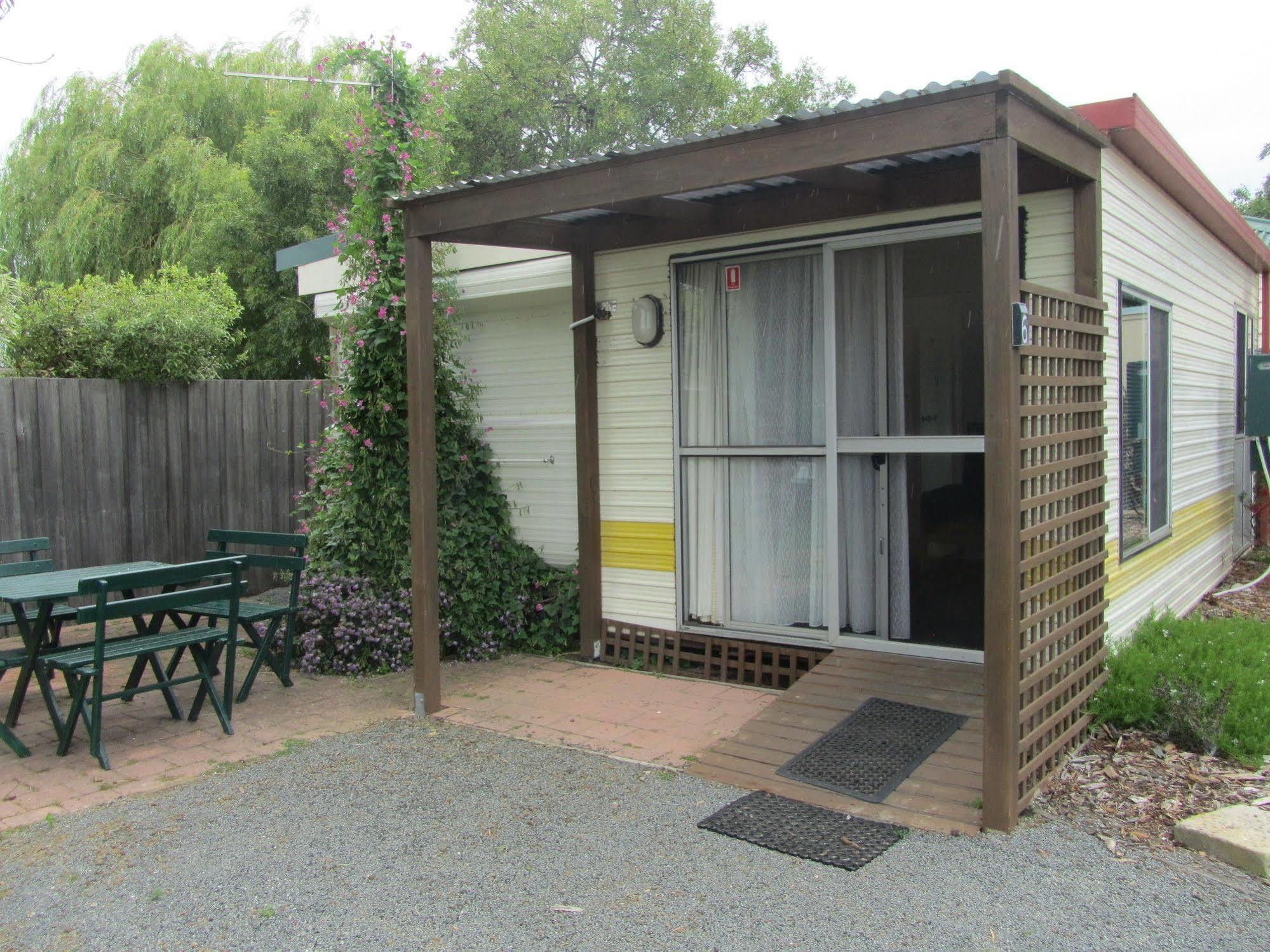 Triabunna Cabin & Caravan Park 외부 사진