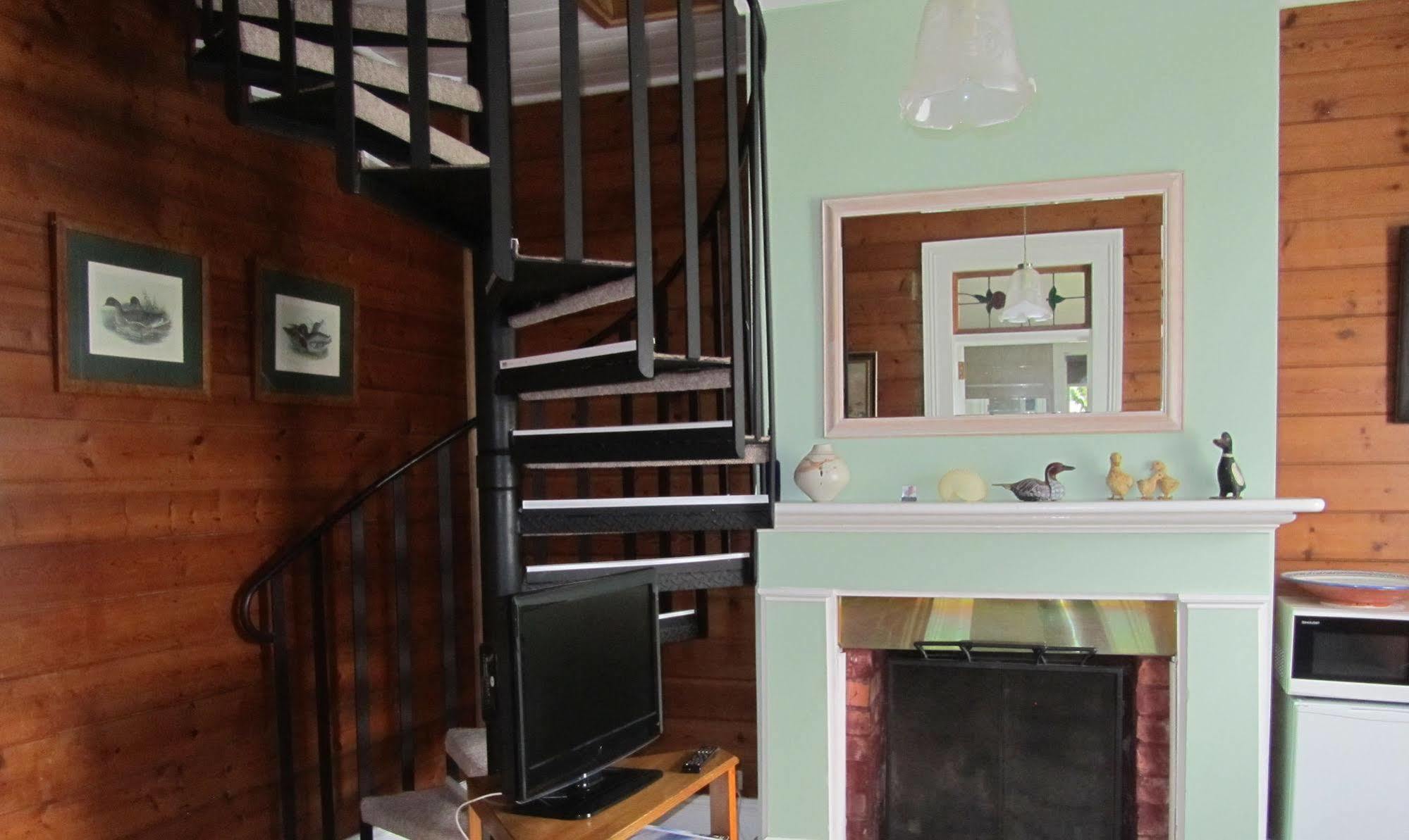 Triabunna Cabin & Caravan Park 외부 사진